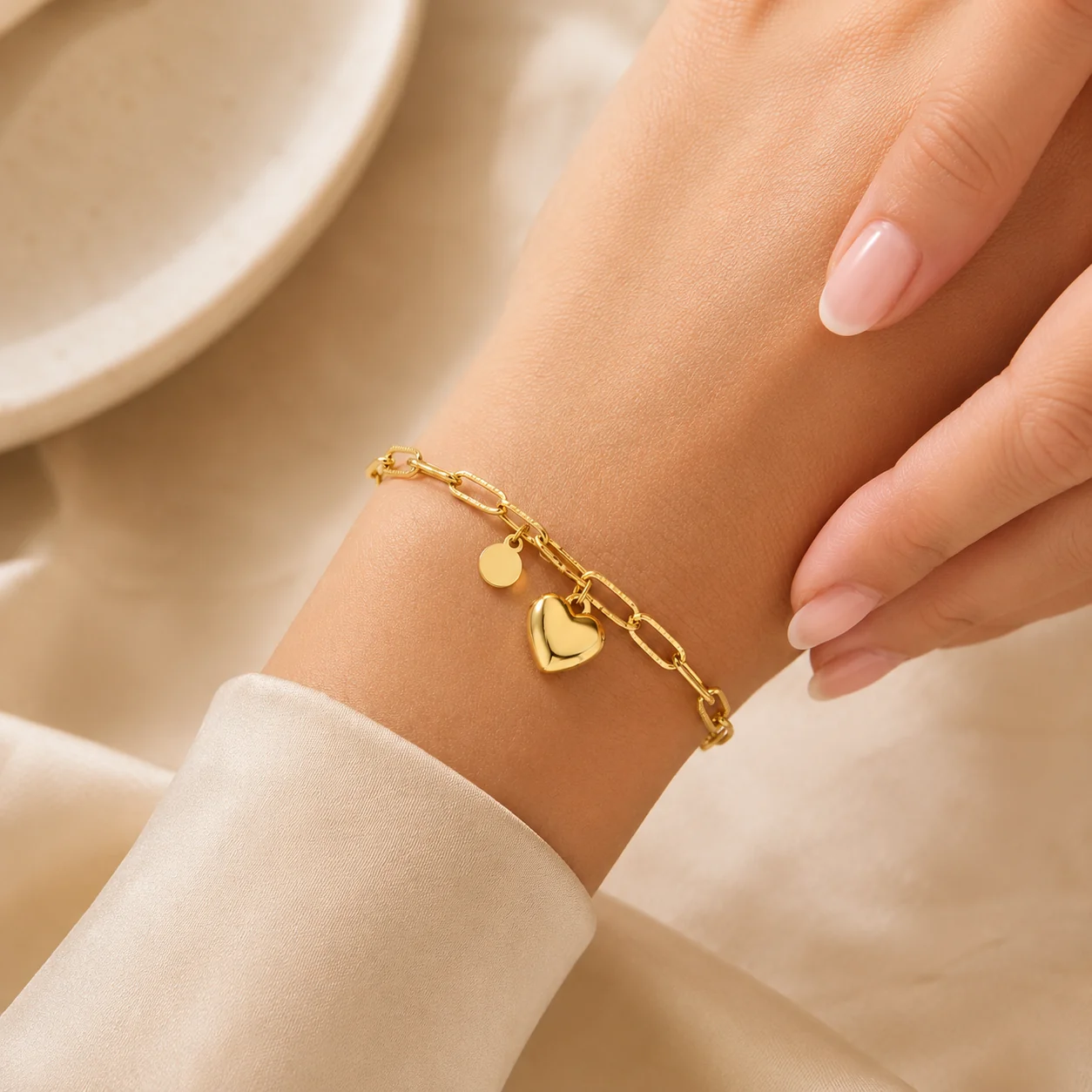 Durable Gold Stainless Steel Heart Link Bracelet Enhanced