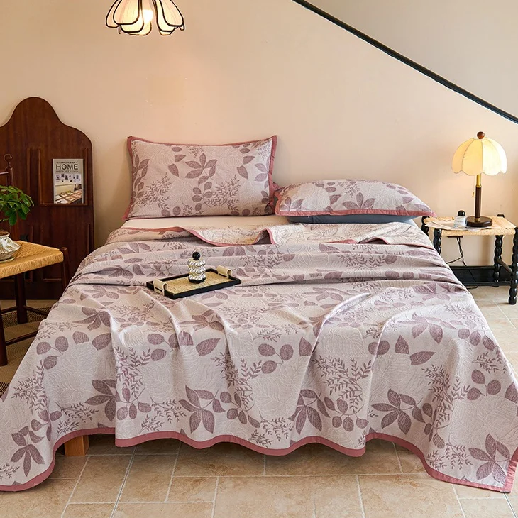Sustainable Pure Cotton Lightweight Rural Soft Quilt Classic