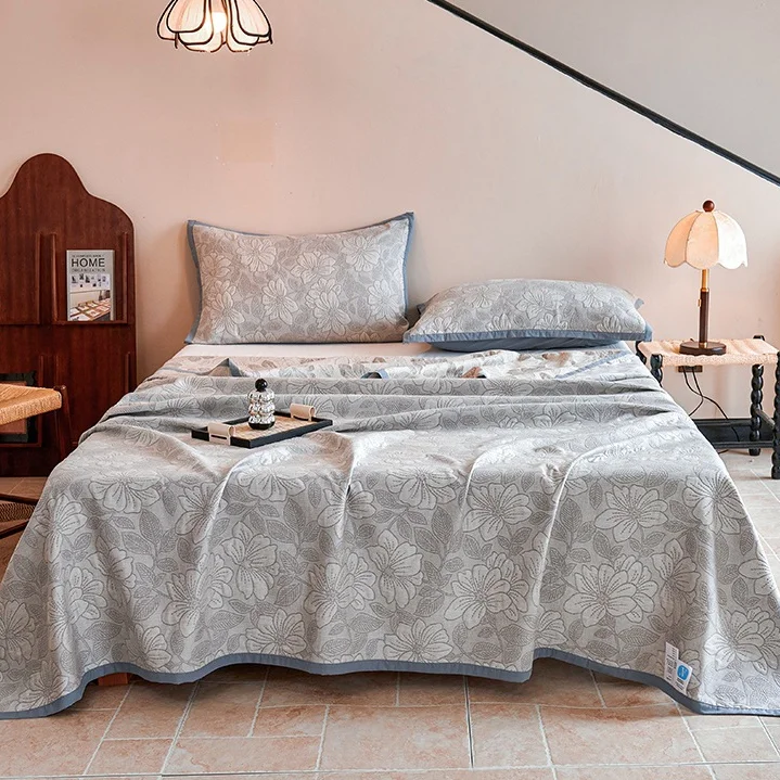 Official Breathable Floral Cotton Gauze Lightweight Quilt Optimized