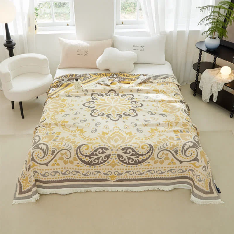 User-Friendly Lightweight Tassel Cotton Gauze Quilt Effective