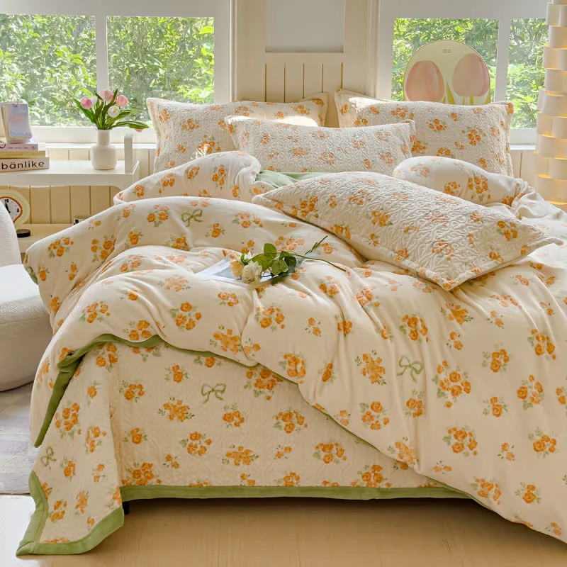 Recyclable Refresh Flower Warm Velvet Bedding Set 4PCS Expertly Made