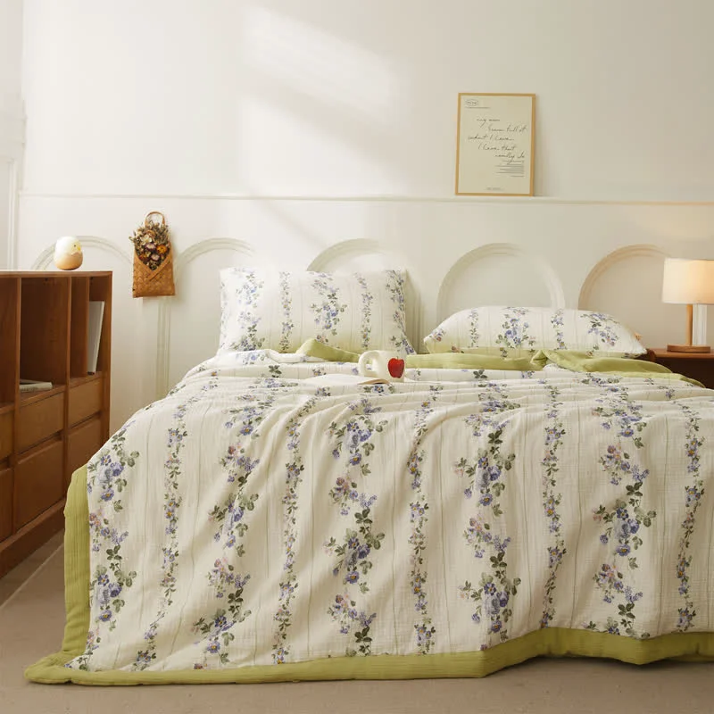 Trusted Fresh Floral Cotton Gauze Lightweight Quilt First-Class