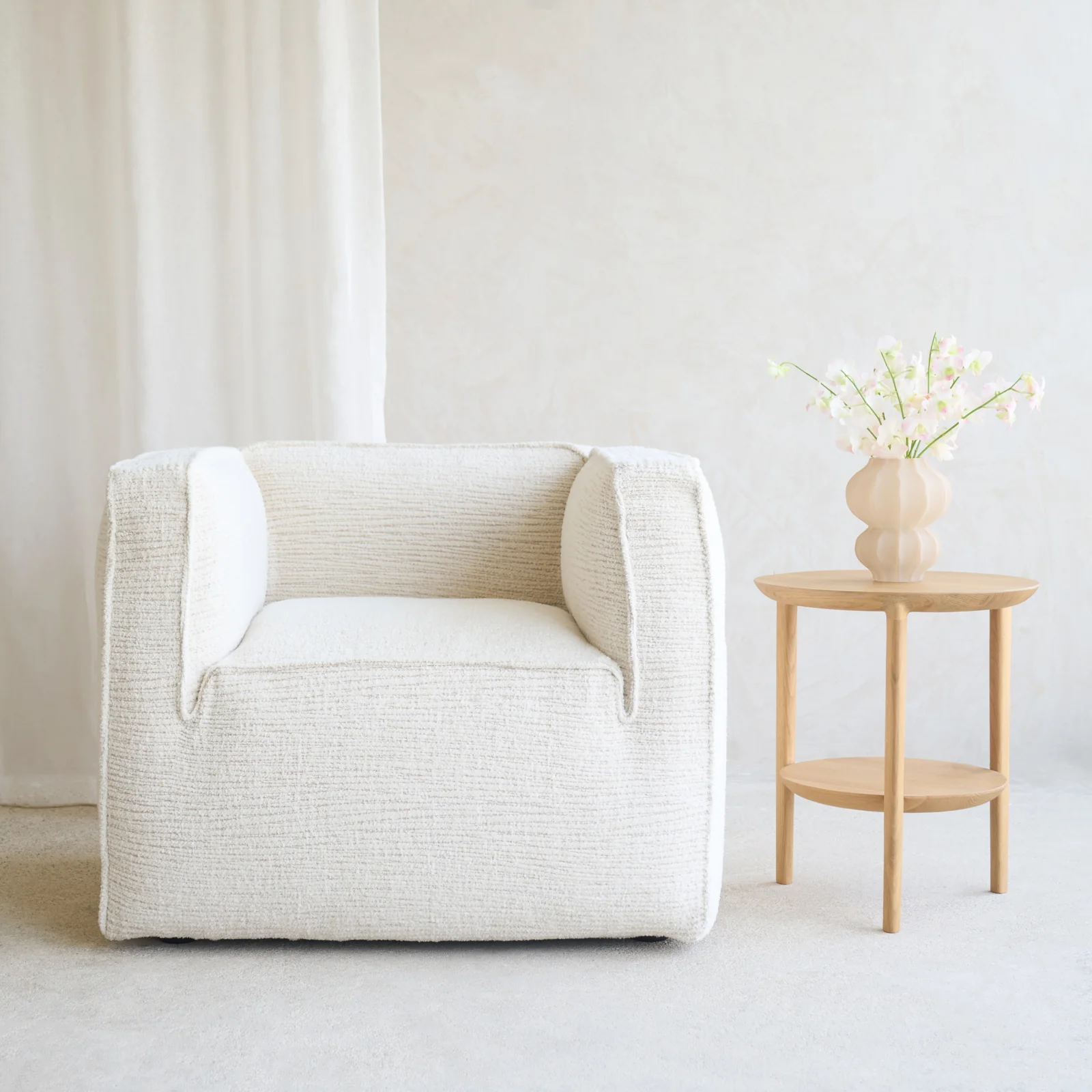Enhanced Fudge Armchair Porcelain 93cm Reliable