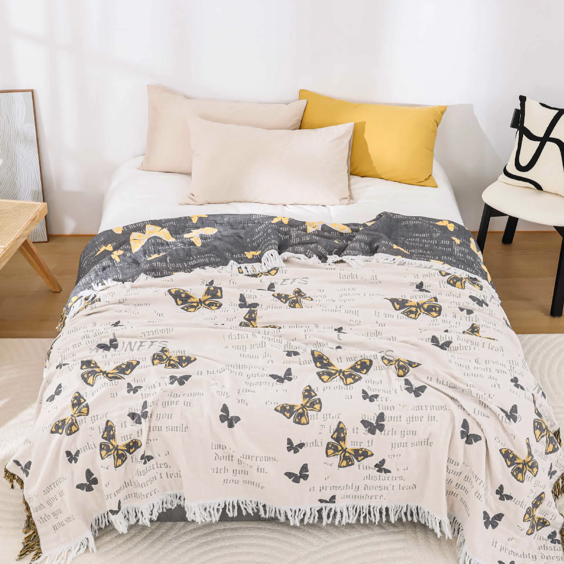 Smooth Cotton Gauze Jacquard Butterfly Tassel Quilt Specialty