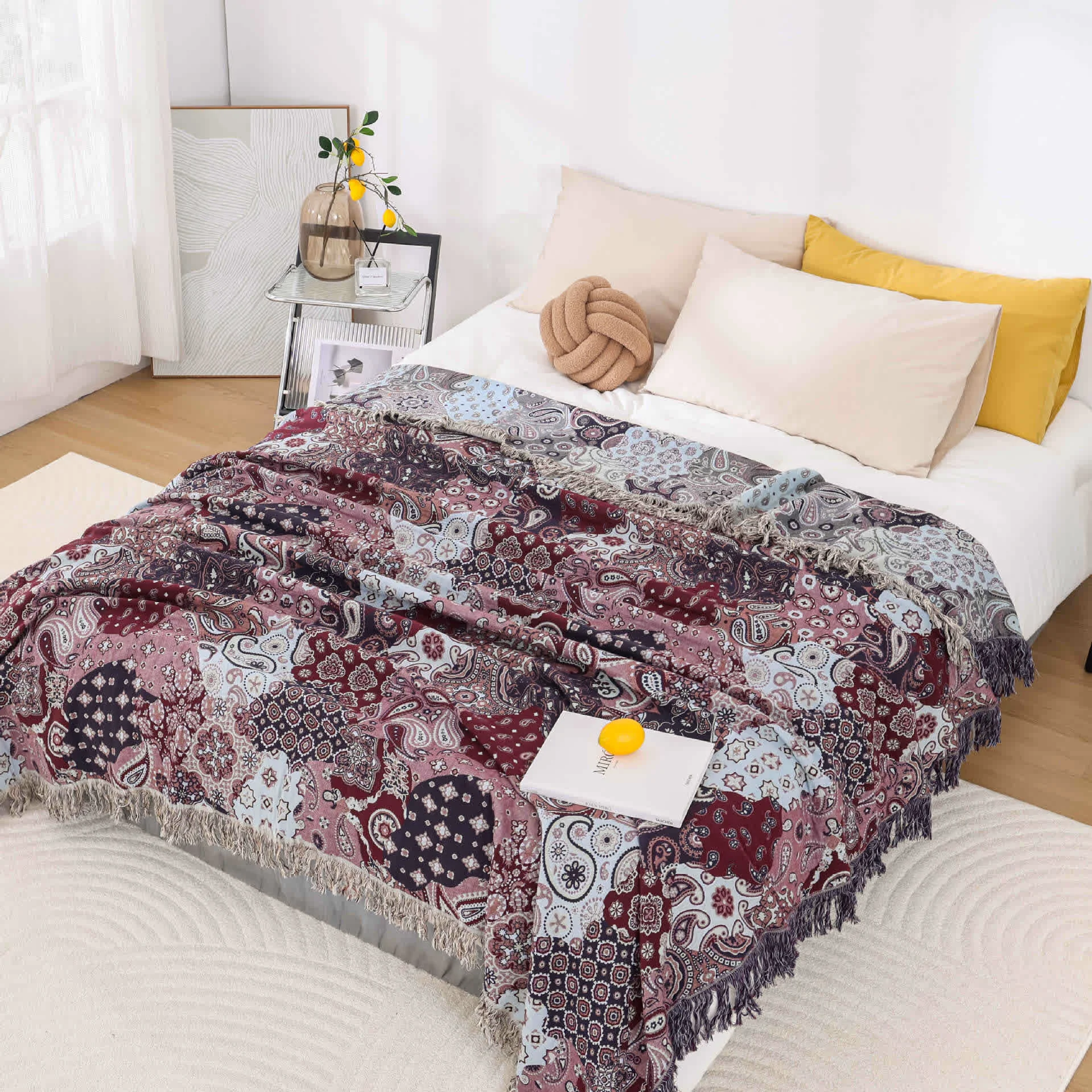 Versatile Jacquard Tassel Cotton Gauze Breathable Quilt Stylish