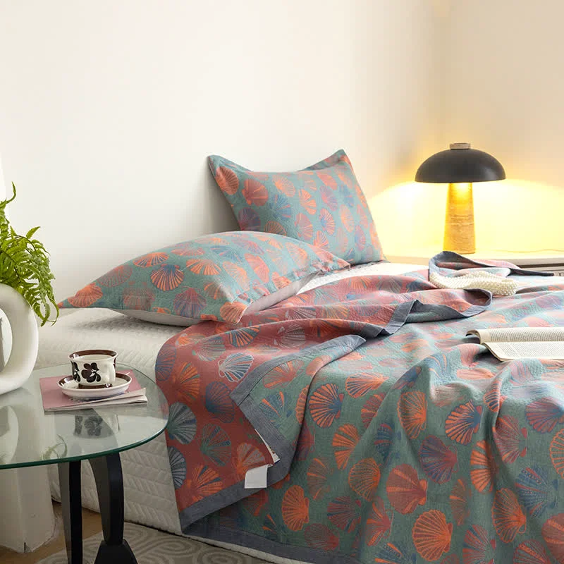 High-Quality Cotton Gauze Colorful Shell Breathable Quilt First-Class