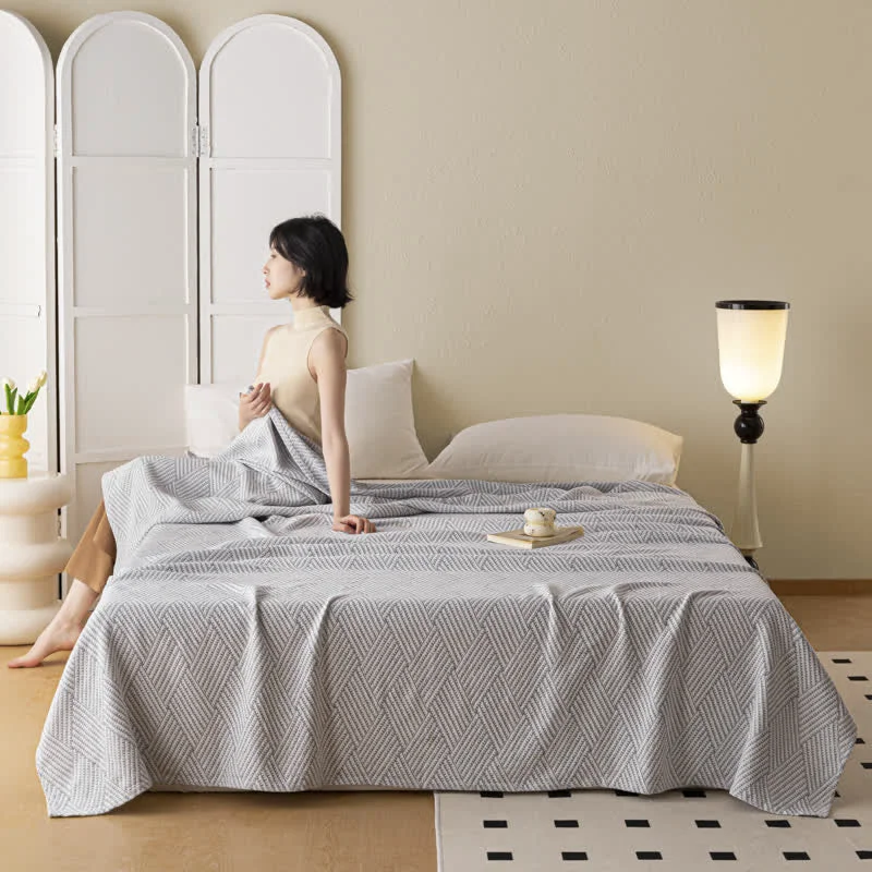 Refined Neutral Diamond Print Pure Cotton Soft Quilt Minimalist