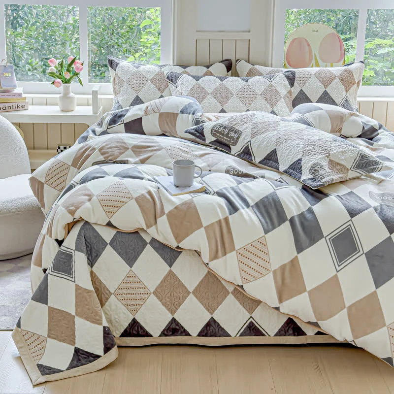 Effective Diamond Print Winter Warm Bedding Set 4PCS Stylish