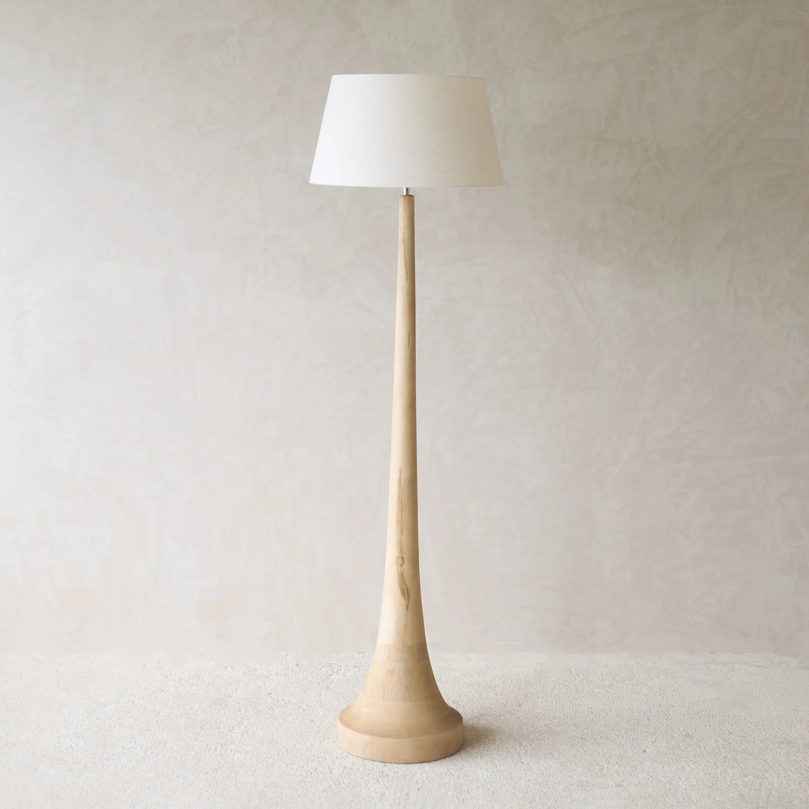Top-Quality Jovany Floor Lamp Natural Premium