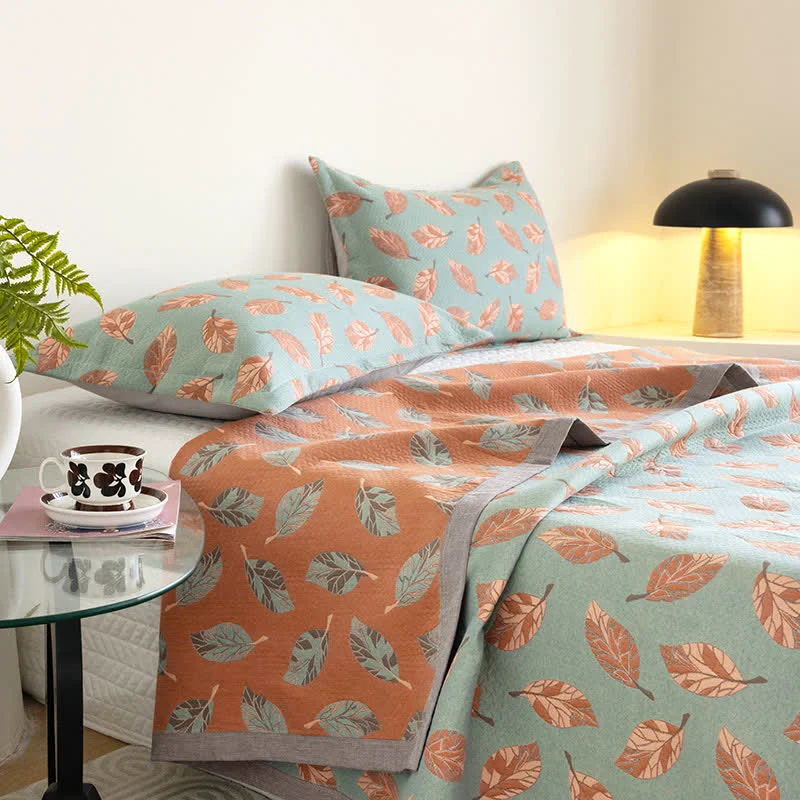 Pure Cotton Elegant Leaf Gauze Quilt Dependable