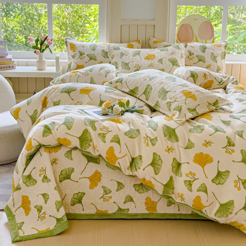Flexible Rustic Ginkgo Leaf Velvet Bedding Set 4PCS Selected
