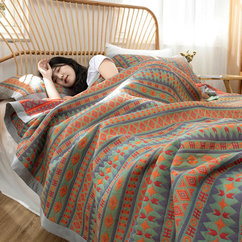 Eco-Friendly Jacquard Retro Geometric Pattern Summer Quilt First-Class