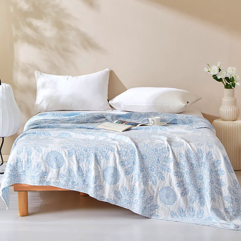 Flexible Pure Cotton Fresh Floral Comfy Quilt Functional