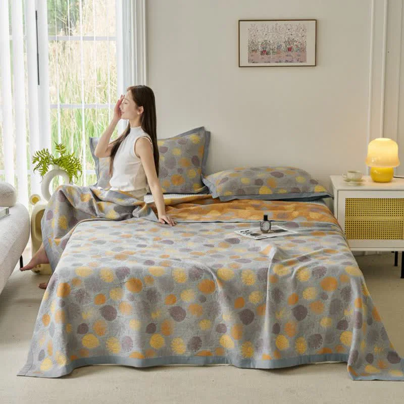 Practical Cotton Gauze Jacquard Leaf Reversible Quilt Exclusive