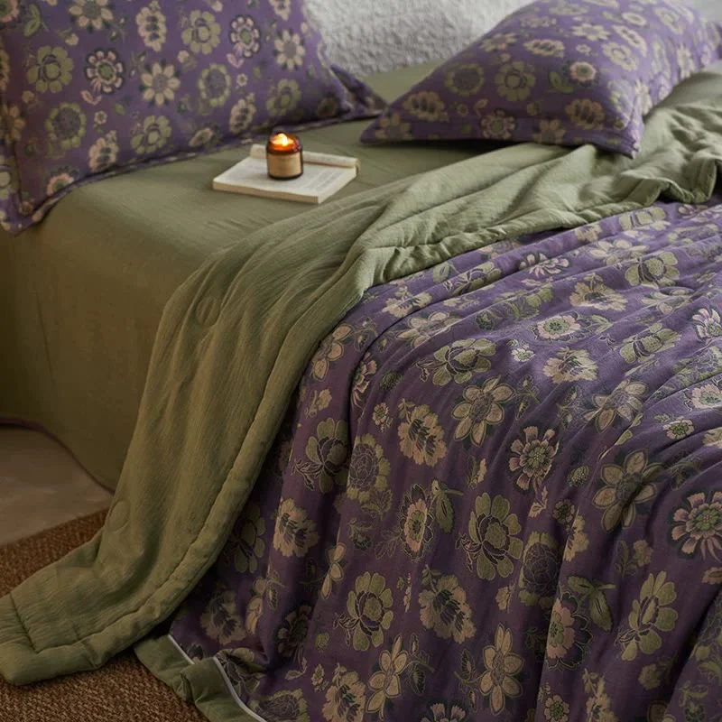 Sophisticated Jacquard Pure Cotton Gauze Floral Quilt Breathable