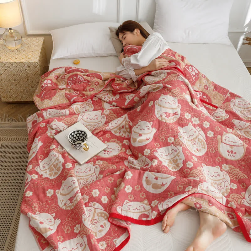 Trendy Cat Breathable Cotton Gauze Reversible Quilt Practical