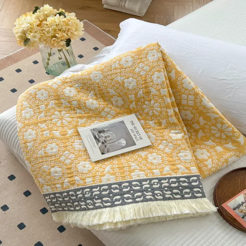 Powerful Retro Floral Cotton Gauze Tassel Quilt Exclusive