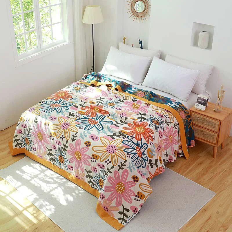 Professional Childlike Flower Cotton Gauze Reversible Quilt Comfortable