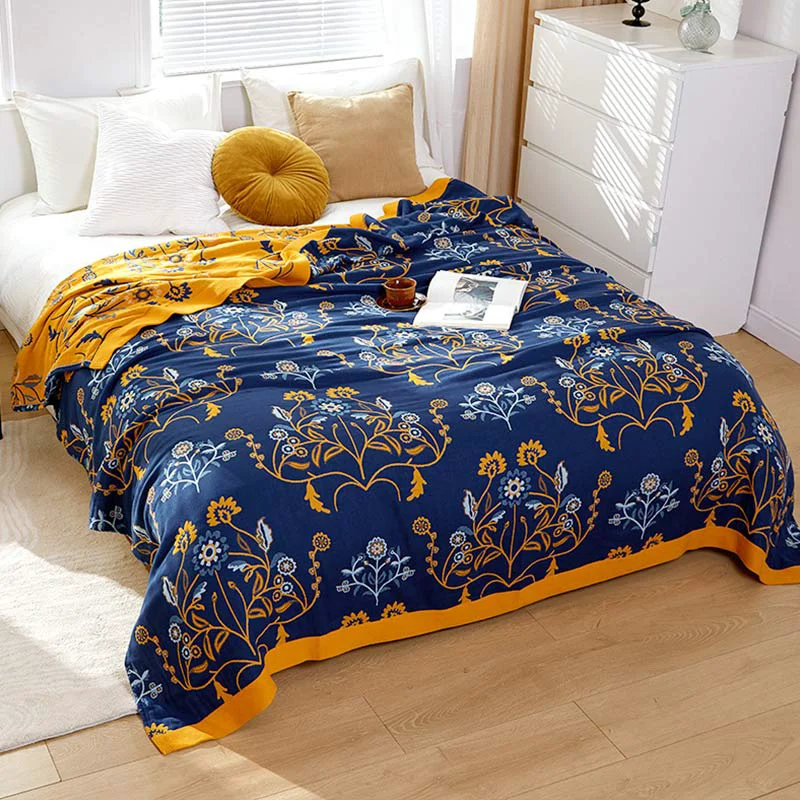 Consistent Dianthus Flower Cotton Gauze Reversible Quilt Quality