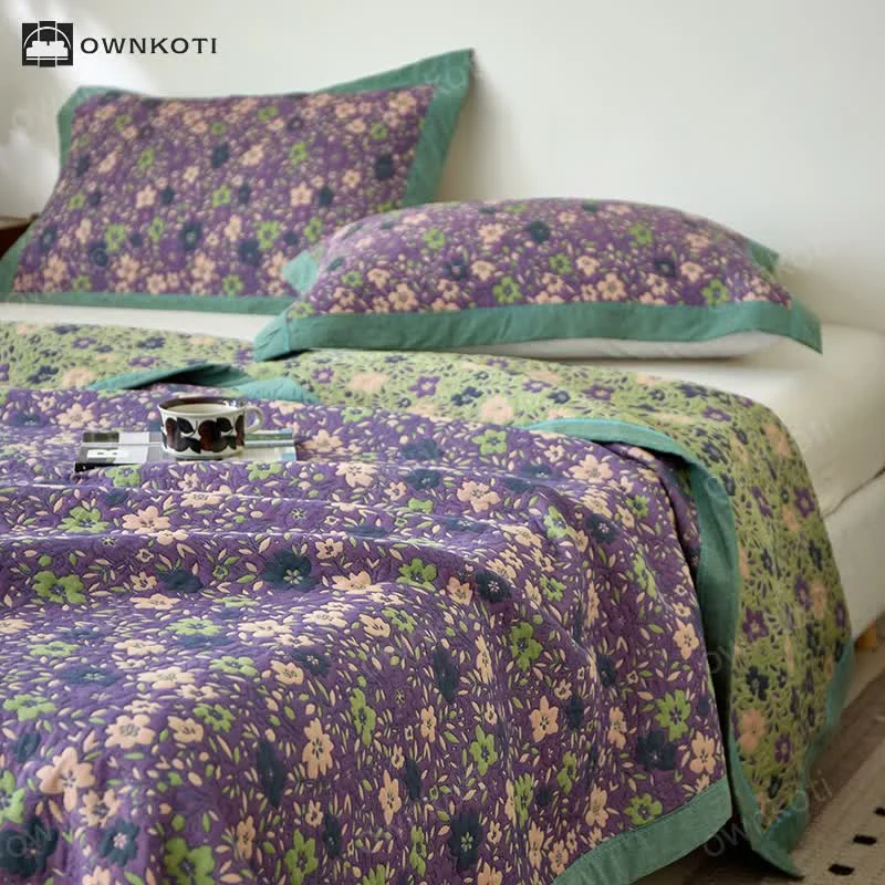 Fine Crafted Rustic Style Cotton Gauze Reversible Quilt Specialty