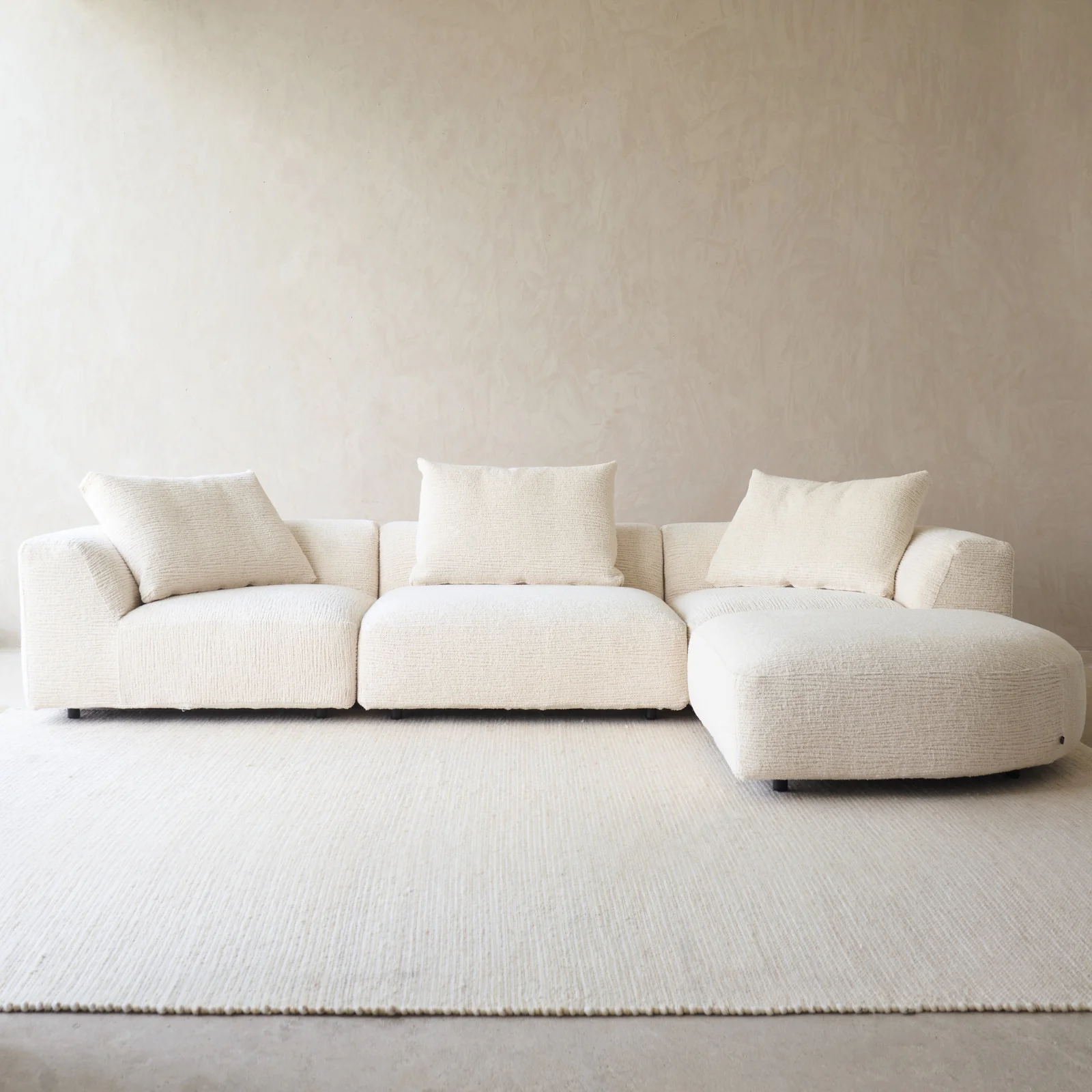 Powerful Peal Modular Sofa Porcelain 330cm Fast
