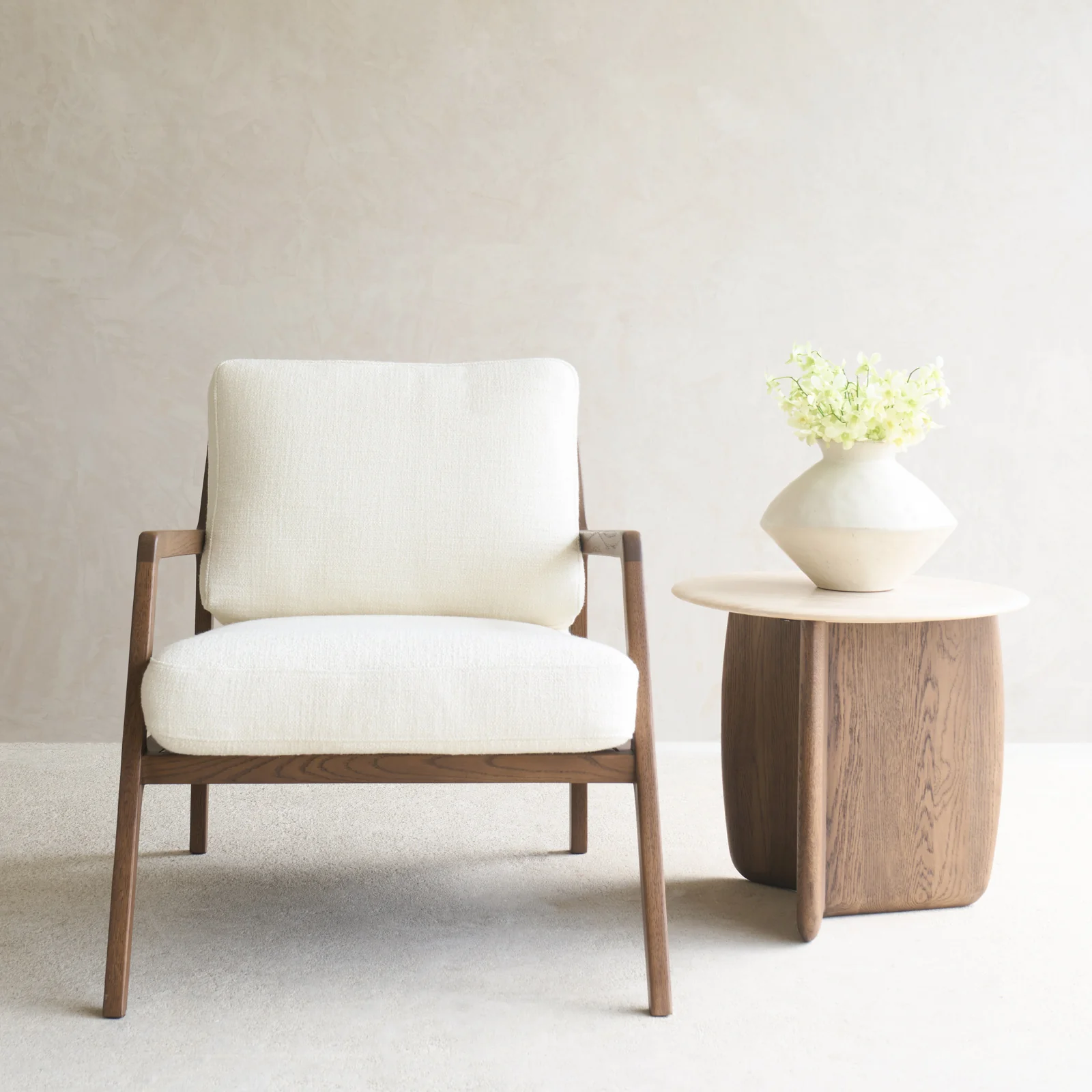 Fast Nysse Fabric Armchair Latte Oak Frame - Panna Cotta Exclusive