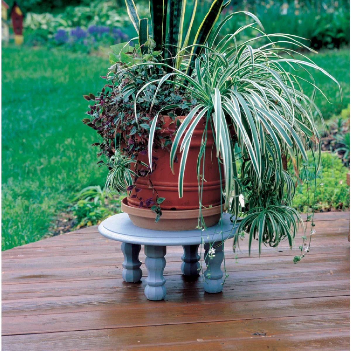 Sustainable Waddell 21 In. Traditional Pine Table Leg Enhanced
