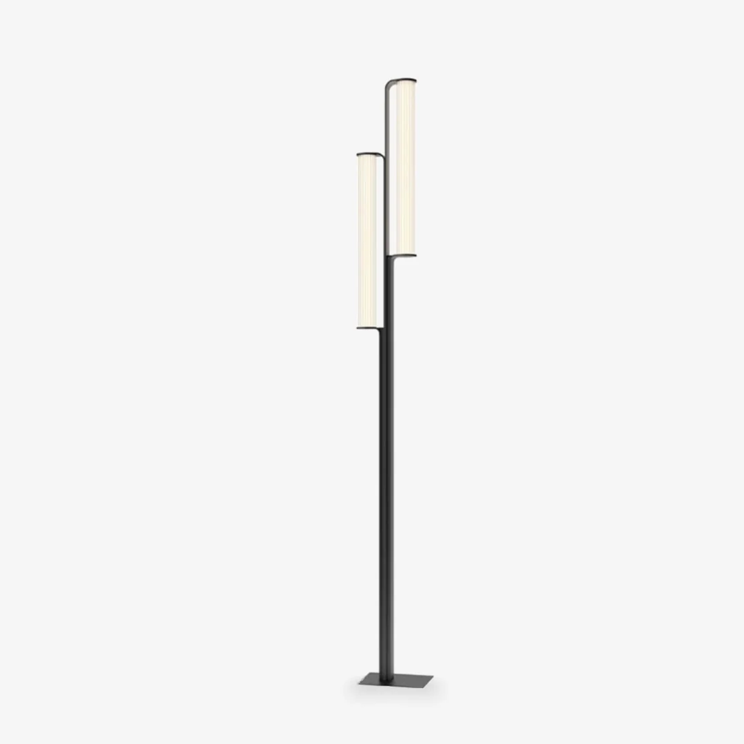 Elegant Moderne staande lamp voor buiten in de binnenplaats Authentic