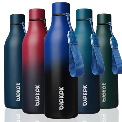 Luxury 25oz Insulated Water Bottle Relaxed