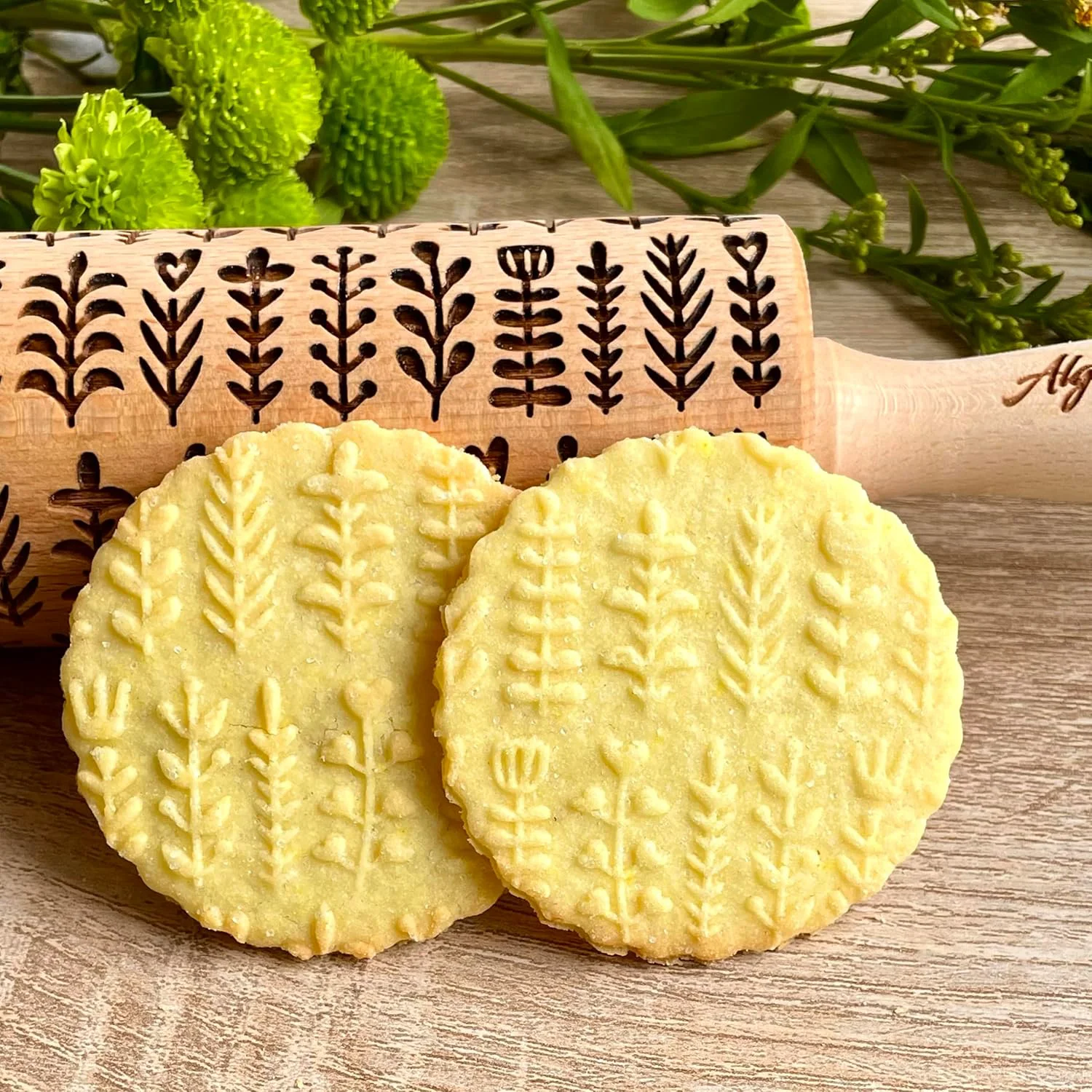 Powerful HERBS Embossing rolling pin. Leafy green and flowering plants on embossed dough roller Smart