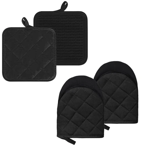 Green Oven Mitts and Pot Holders Set 5.99 Count Sustainable