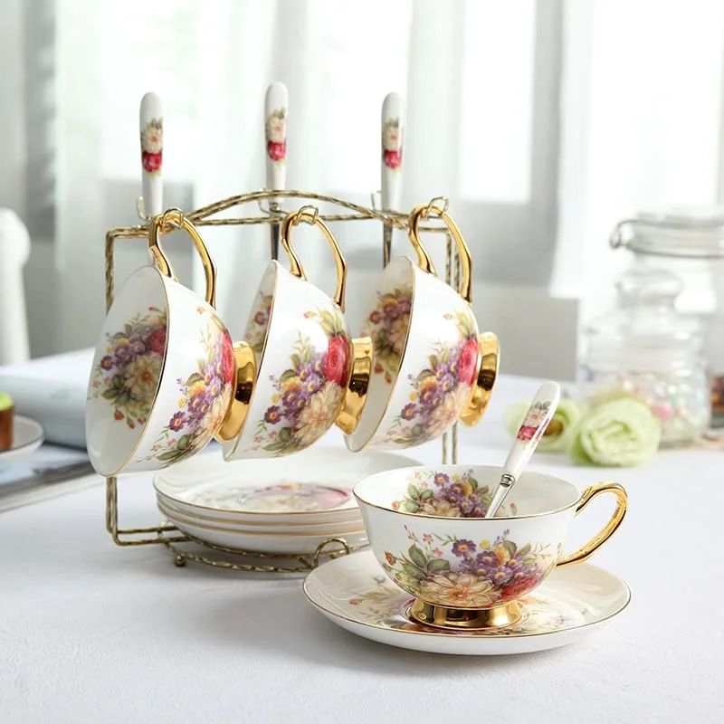 Detailed Coffee Mugs Pastoral Floral Bone Tea Cup Saucer Spoon Set 200ml Cafe Ceramic Coffee Cup Elegant Advanced Porcelain Teacup Dropshipping Mug Set Fashionable