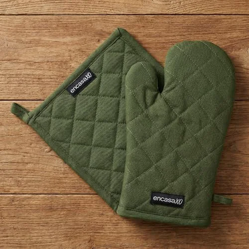 Official Oven Mitts and Pot Holders Set 2 Count Clean