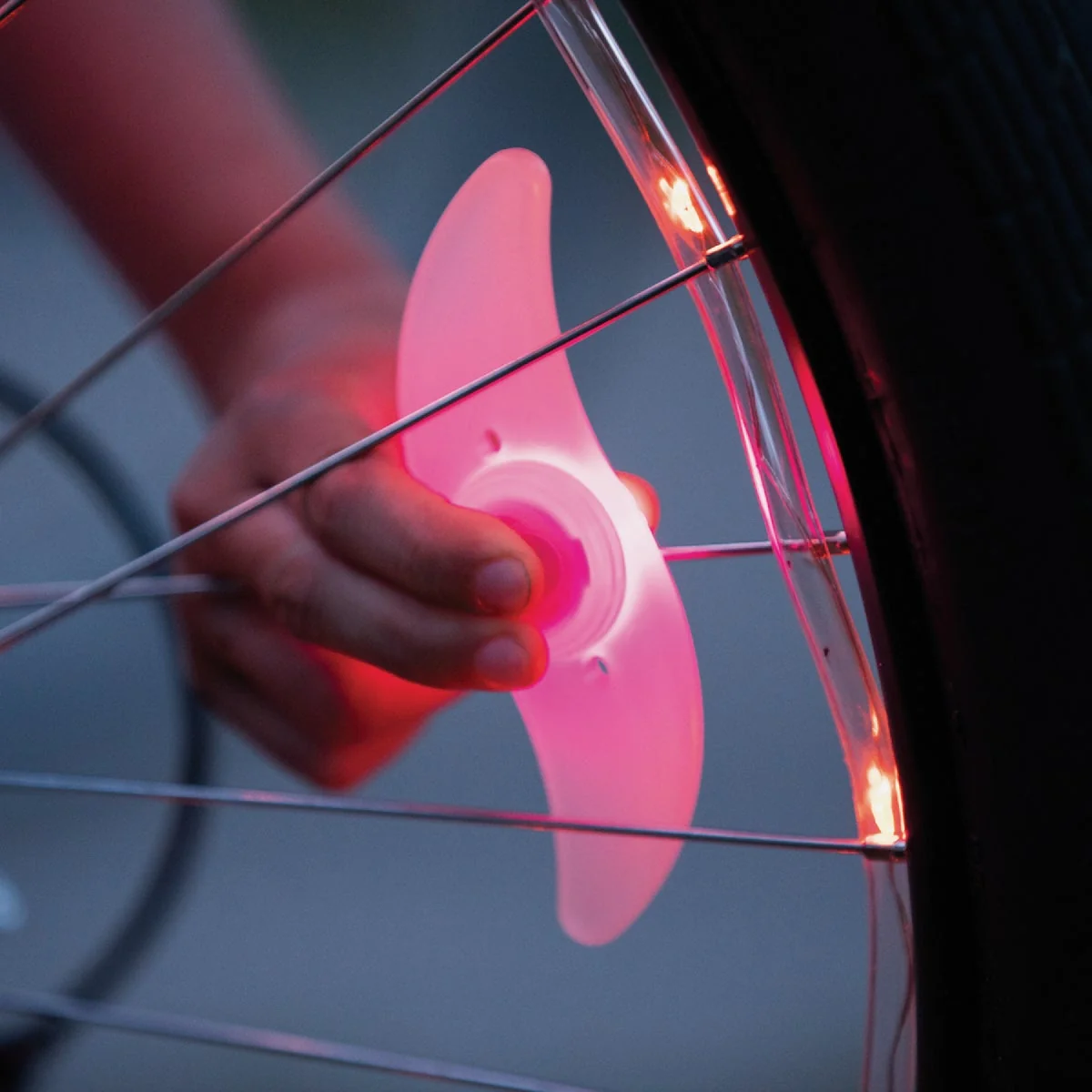 Artisan Spokebrightz Color Morphing Clip-On LED Bike Spoke Light Refined