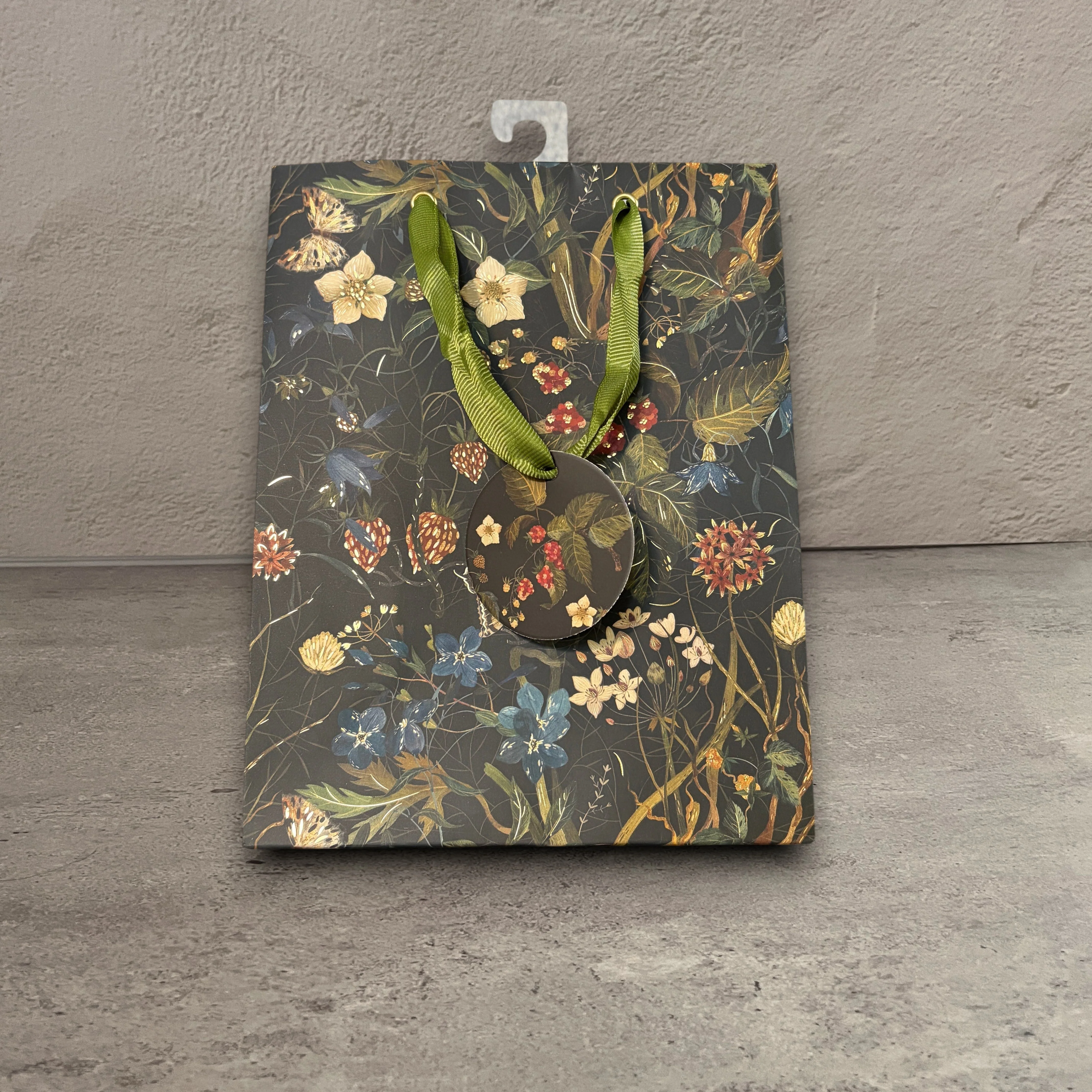Effective Small Gift Bag - Forest Flowers Smooth