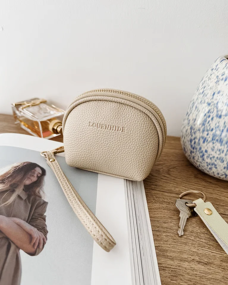 Contemporary Paige Purse High-End