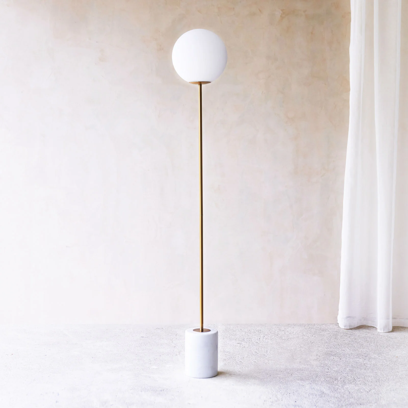 Premium Medina Floor Lamp Healthy