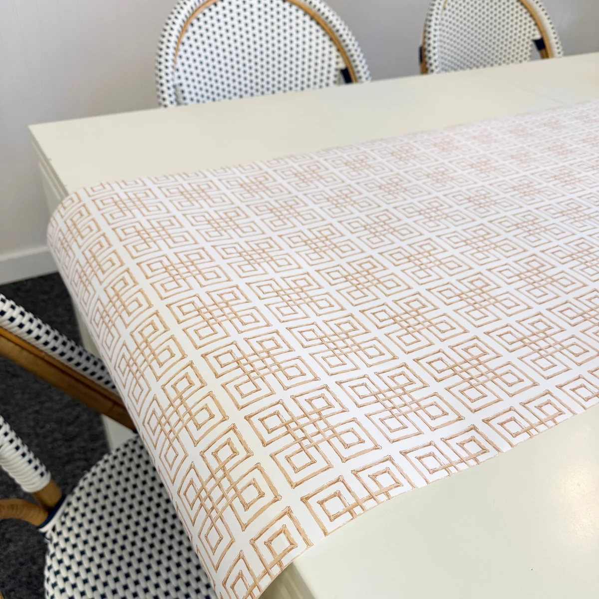 Detailed Paper Table Runner Bamboo Fret Tan High-Grade