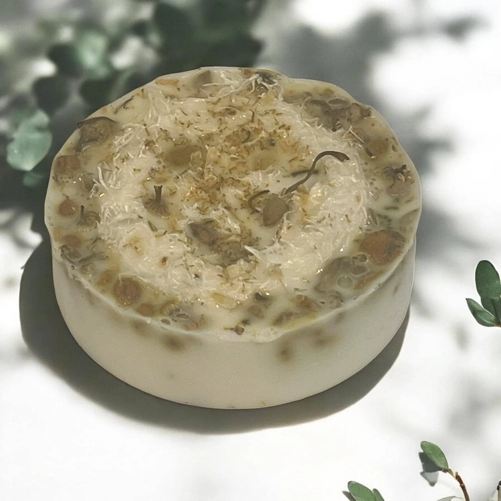 Long-Lasting Chamomile Goat's Milk Loofah Soap Soothing Herbal Skincare Bar Certified