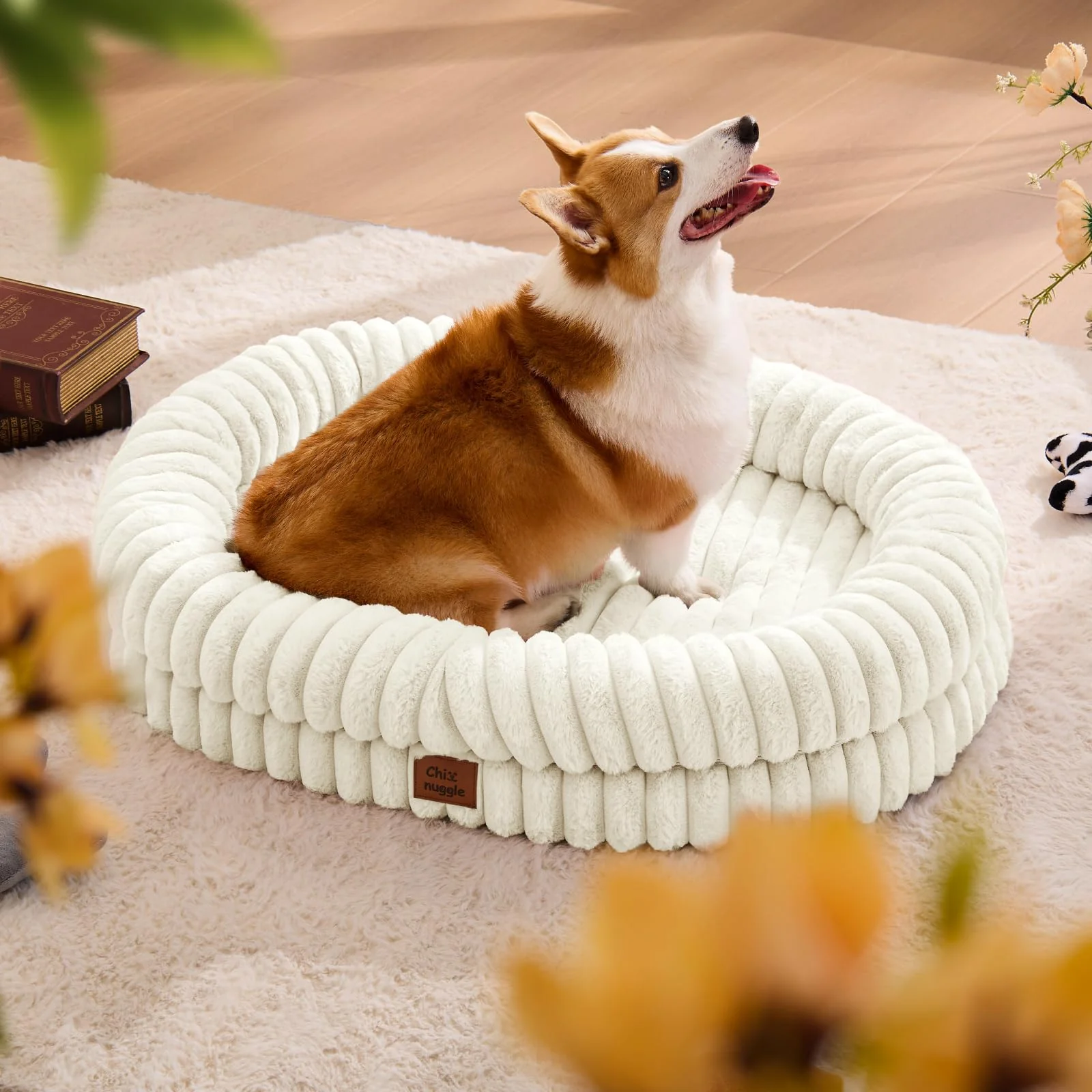 Long-Lasting ChiXnuggle Large Orthopedic Dog Bed – Luxury Faux Fur Waterproof Cover Cream Natural