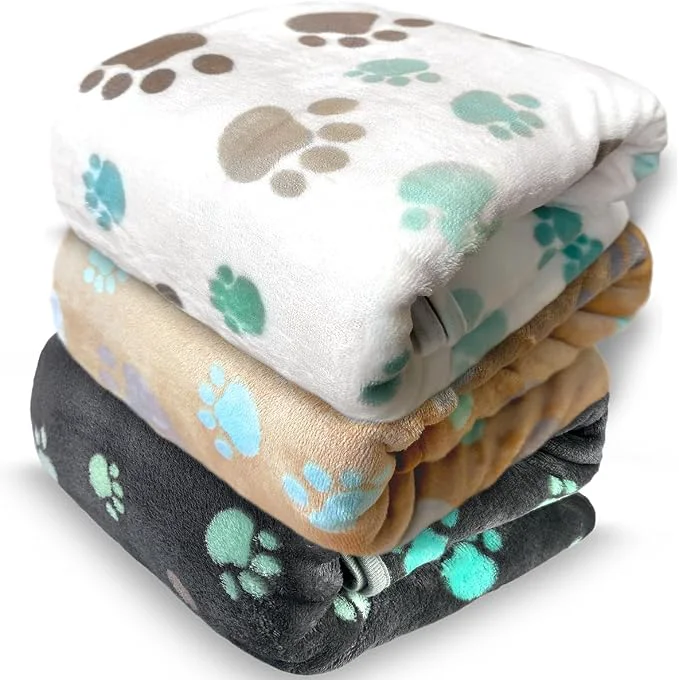 Professional Dog Blankets for Large Dogs Soft Fluffy Flannel Pet Blanket Mat Cover for Bed Practical