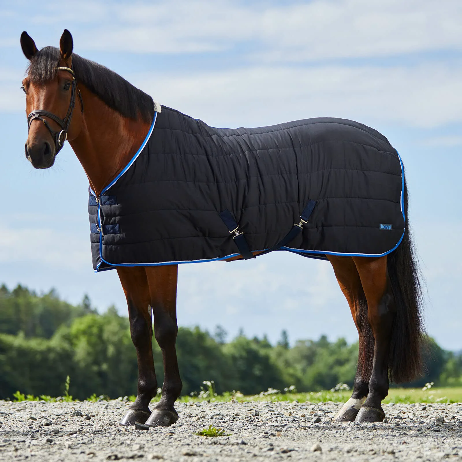 Practical HORZE Glasgow Anti-Slip Stable Blanket 100g Fill – Dark Blue – 72 in Luxury