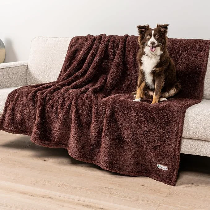 Premium Material PetAmi Fluffy Waterproof Dog Blanket Lightweight