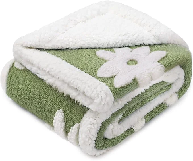 Relaxed Luciphia Waterproof Pet Blanket Flexible