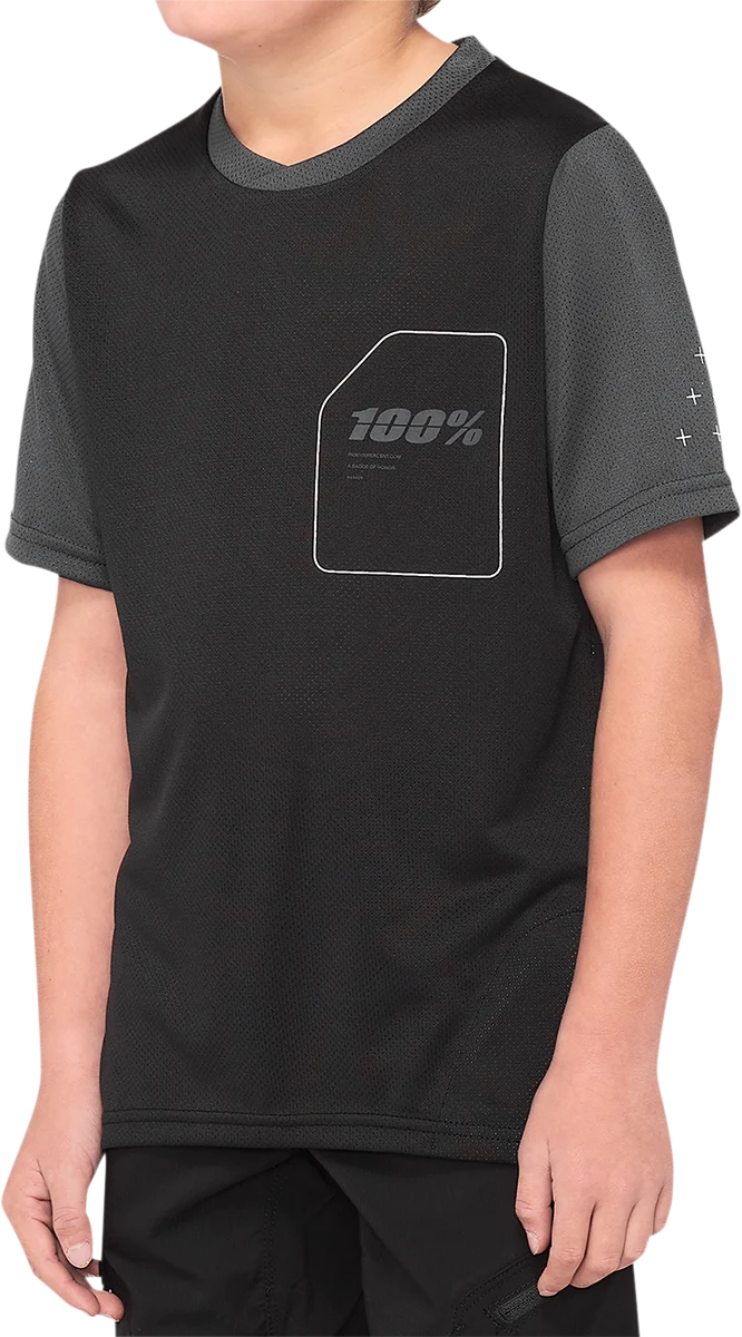 Crafted Calculating delivery estimate... Trendy